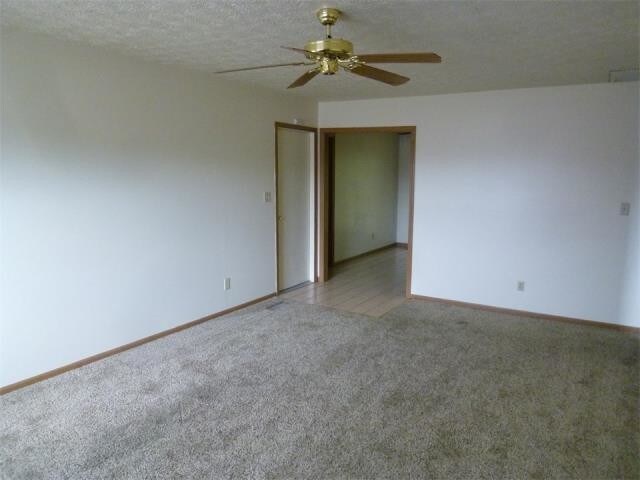 Foto del edificio - 1637 Country Walk Ct