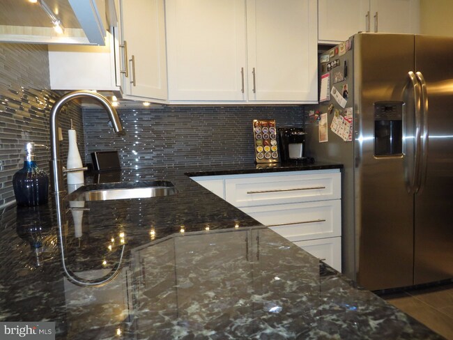 Foto del edificio - 208 Red Haven Dr