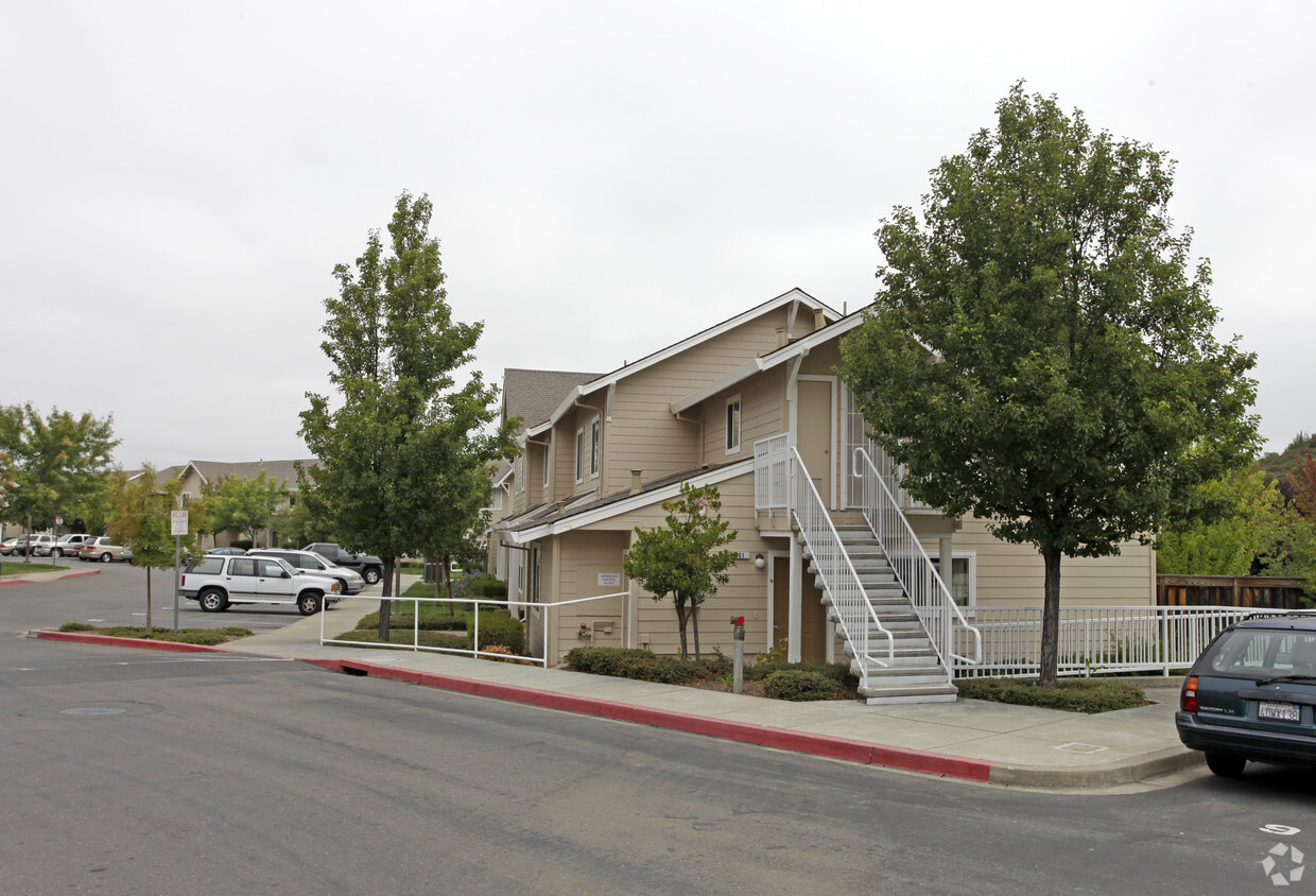 Foto del edificio - Canyon Run Apartments