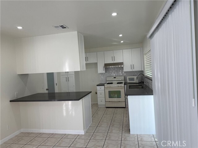 Foto del edificio - 1528 E Raymond St