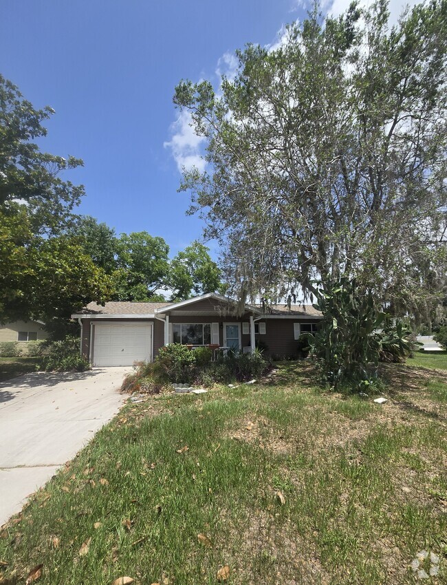 Building Photo - 8425 SW 107th Pl