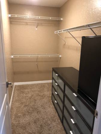 Foto del edificio - 1165 Bryn Mawr Dr