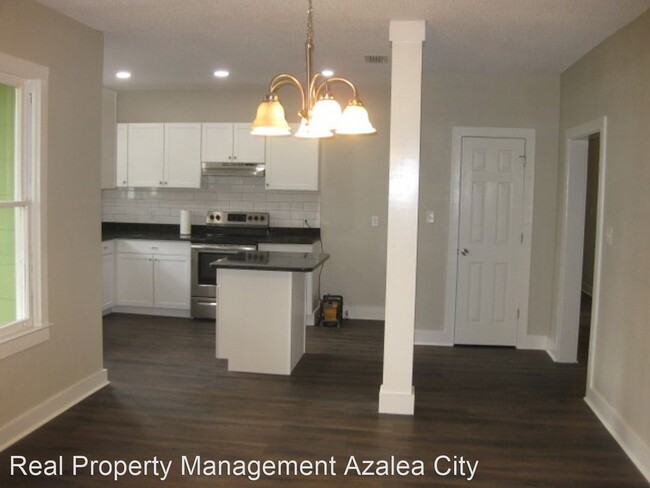 Building Photo - 4 br, 2 bath House - 116 N. Lafayette St
