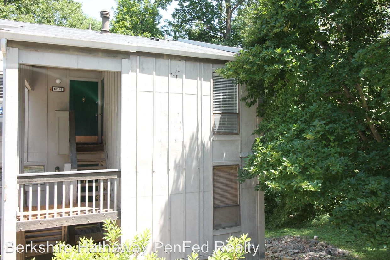 Primary Photo - 10144 Iron Mill Rd