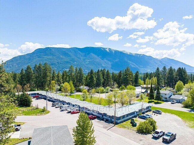 Foto del edificio - 661 8th Ave E N