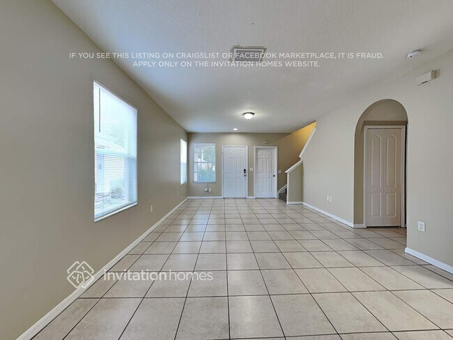 Building Photo - 8525 Quarter Horse Dr