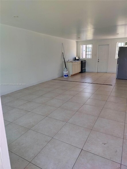 Foto principal - 2413 Harding St