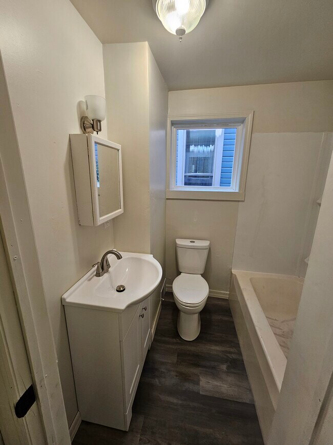 Foto del edificio - 1327 8th ave