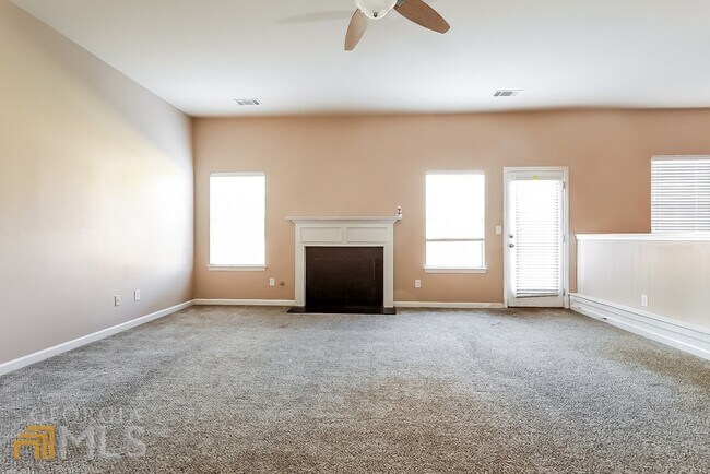 Building Photo - 5010 Mundy Dr