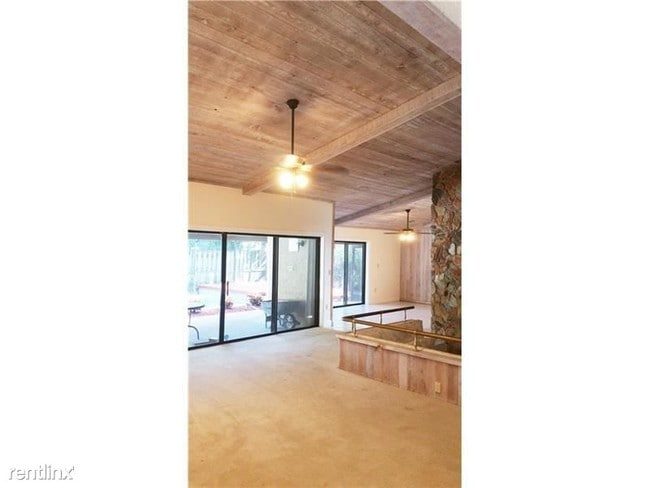 Building Photo - 8311 Black Olive Dr