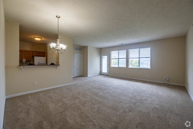 2BR, 1BA - 1127SF - Living Room - The Legends at Steeplechase