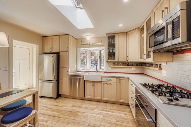 Building Photo - BEAUTIFUL 3 Bed 2 Bath Home in Boulder-Ava...