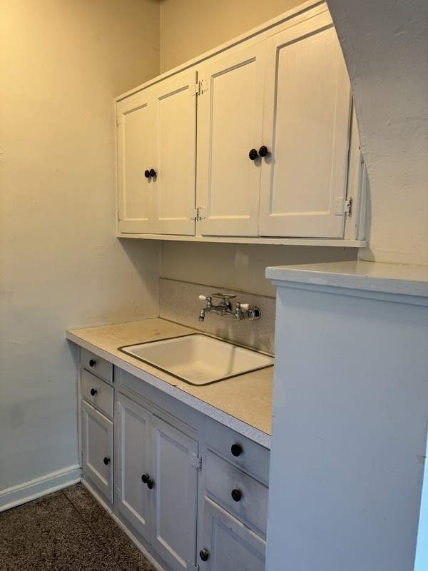 Building Photo - 425 S Monroe Ave