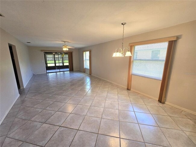 Foto del edificio - 2608 66th St Cir W