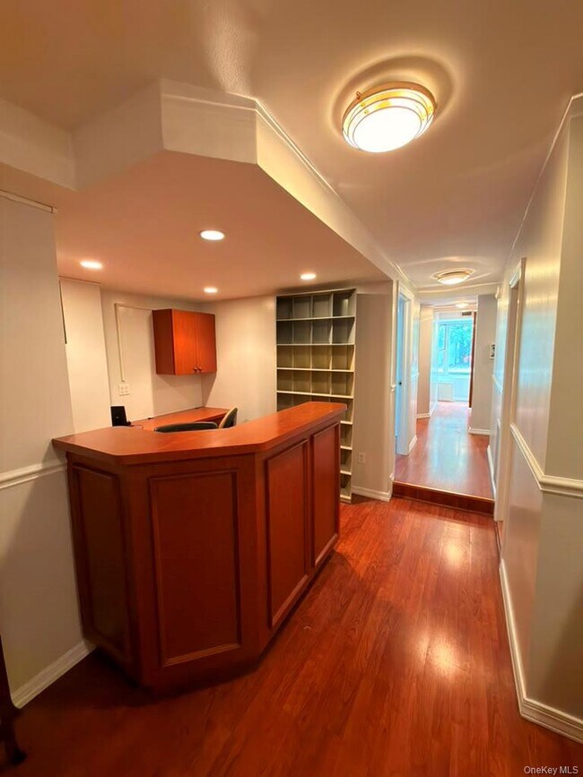 Foto del edificio - 155 W 68th St