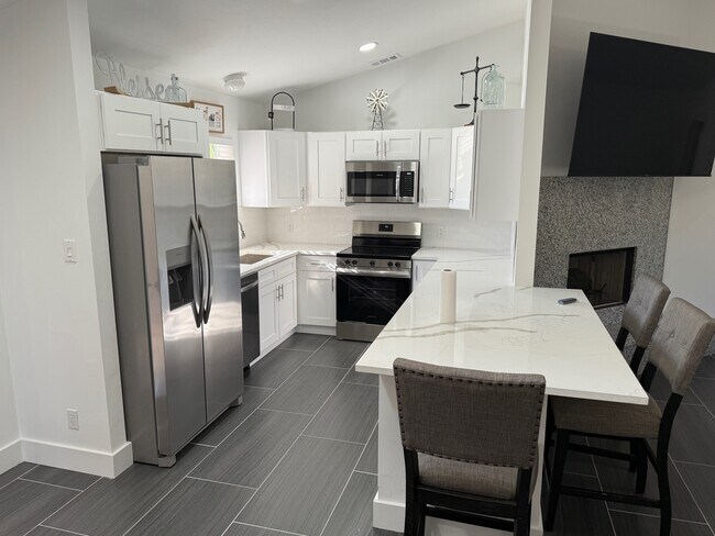 Foto del edificio - 1740 16th St NE