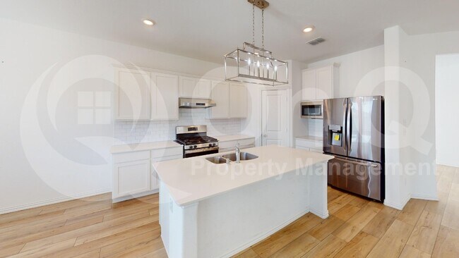 Foto del edificio - 7908 Lindheimer Ln