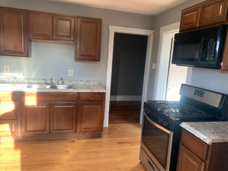 711 Kerr St, Ambridge, PA 15003 House Rental in Ambridge, PA