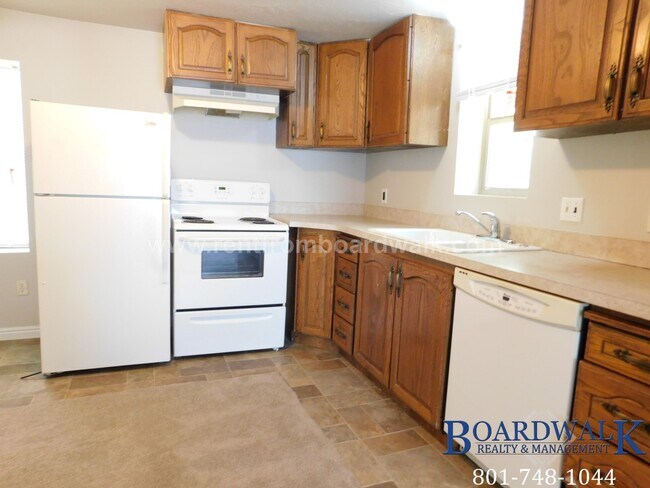 Building Photo - 5974 W 3500 S