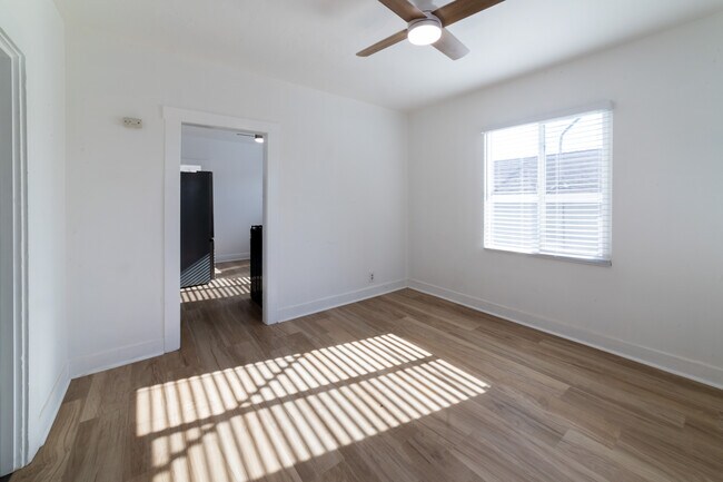 Foto del edificio - 1610 Kearney St