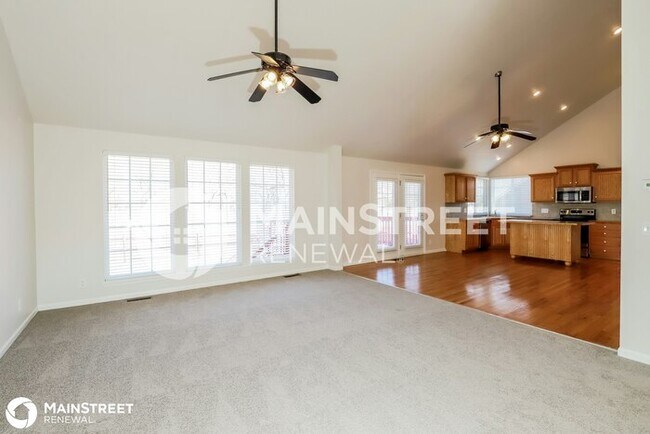 Building Photo - 2304 Sumter Ct, Leavenworth, KS 66048