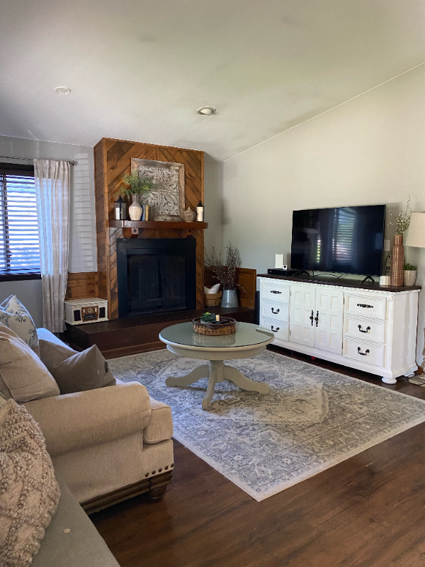 Foto del edificio - 1406 Glen Haven Dr