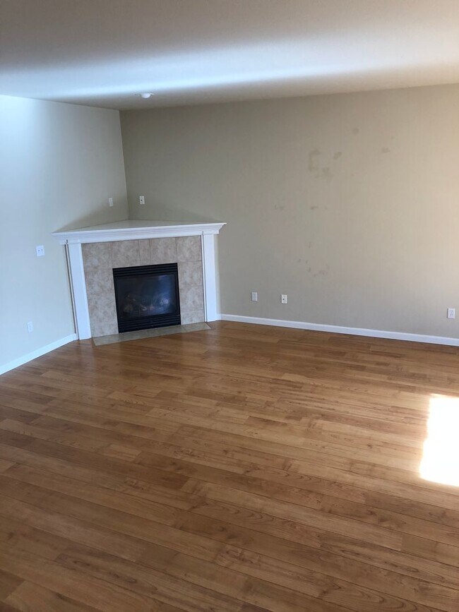 Foto del edificio - Close to Intel! 3bd, 2.5ba Home. Glencoe a...