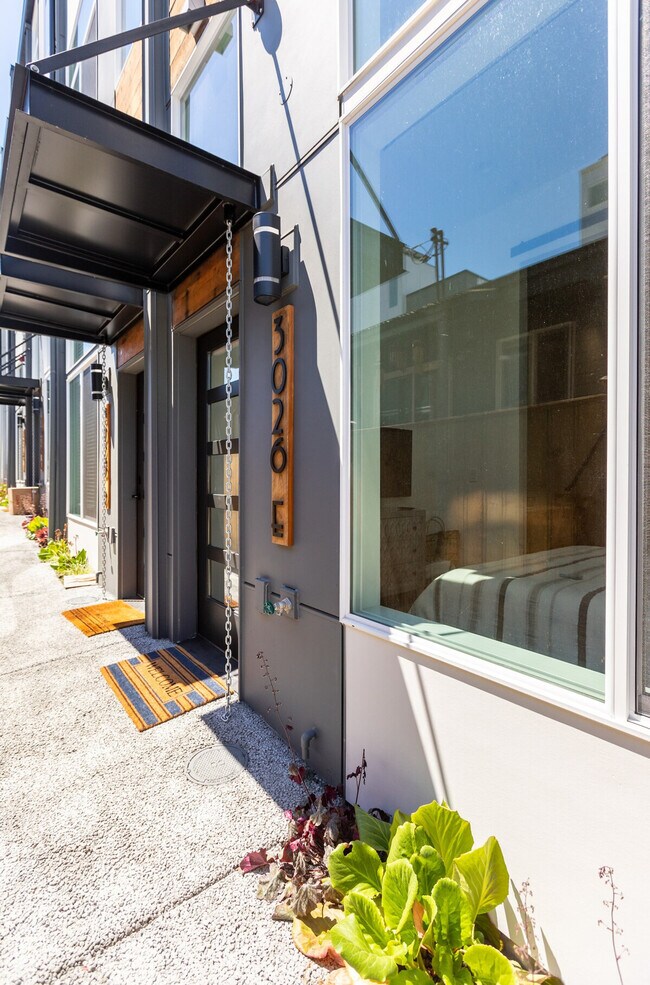 Foto del edificio - 3026 SW Charlestown St