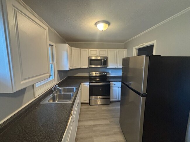 Foto del edificio - 7236 Ainsley St