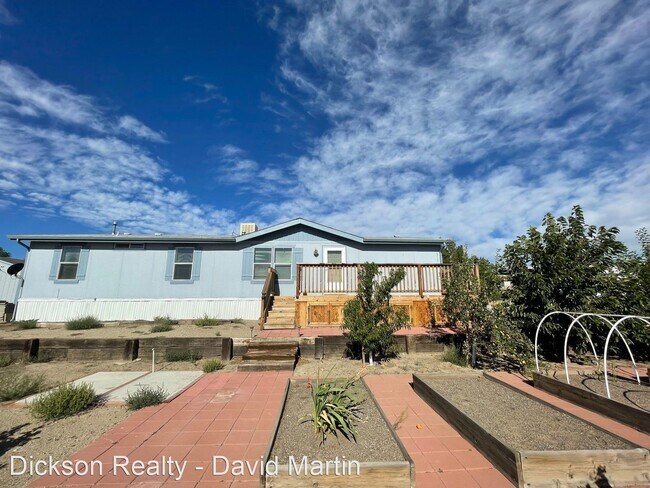 Building Photo - 4 br, 2 bath House - 18505 Northridge Ave