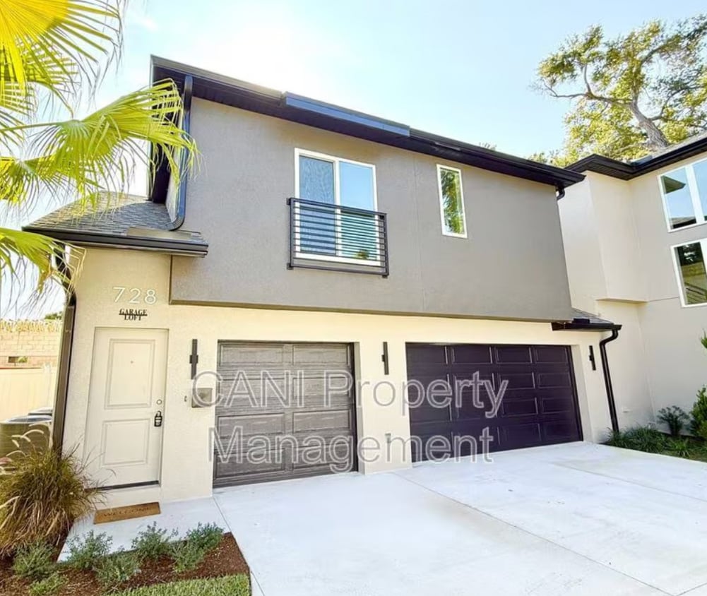 Photo - 728 Ellwood Garage Loft -B