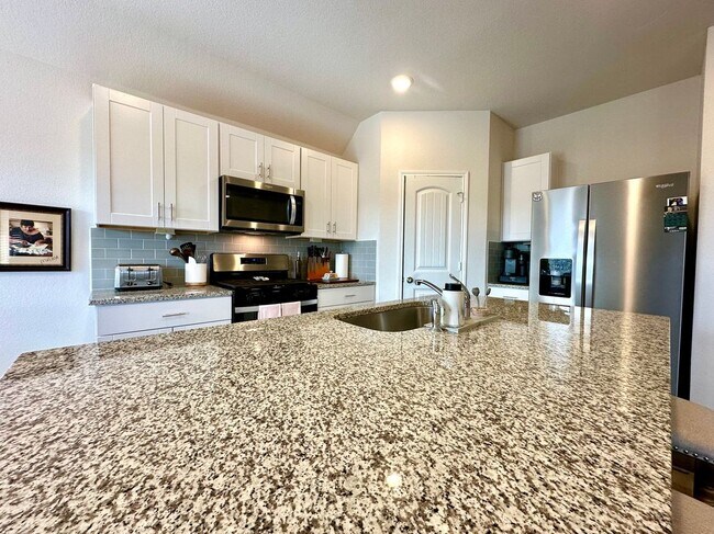 Foto del edificio - 331 N Richland Dr