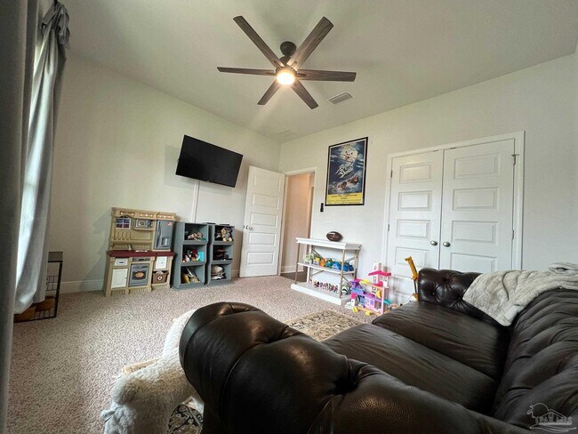 Building Photo - 8026 Burnside Lp