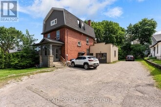 Building Photo - 31 Waterloo St S