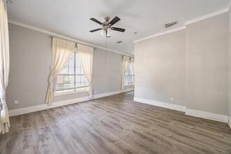 Building Photo - 608 N Adelaide St Building Photo - 608 N Adelaide St