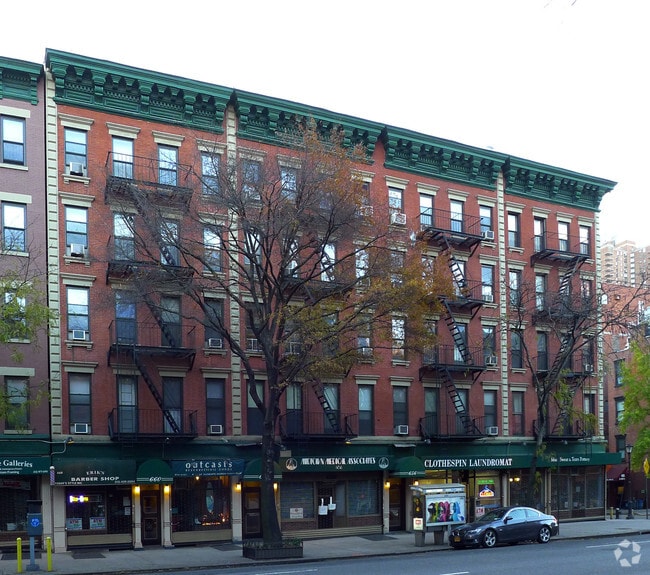 Building Photo - 660-658 10th Ave