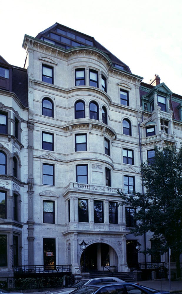 Building Photo - The Vendome