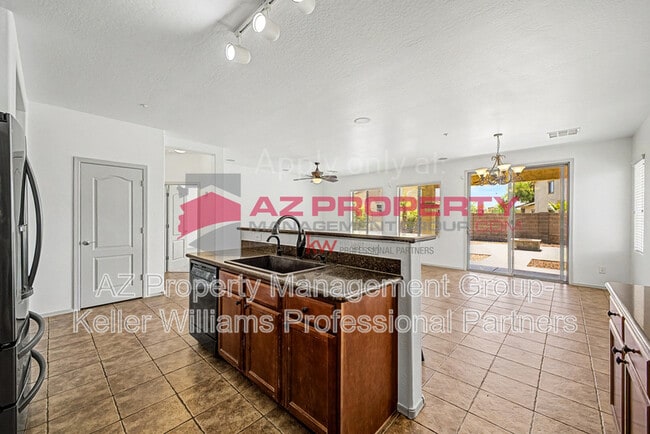 Foto del edificio - 12653 W Duane Ln