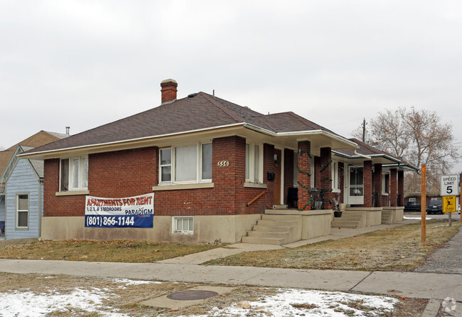 Building Photo - Charlesworth Apartments