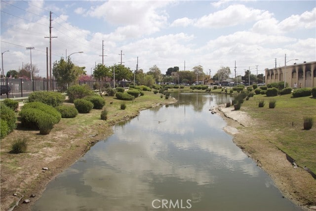 Foto del edificio - 372 E 55th St