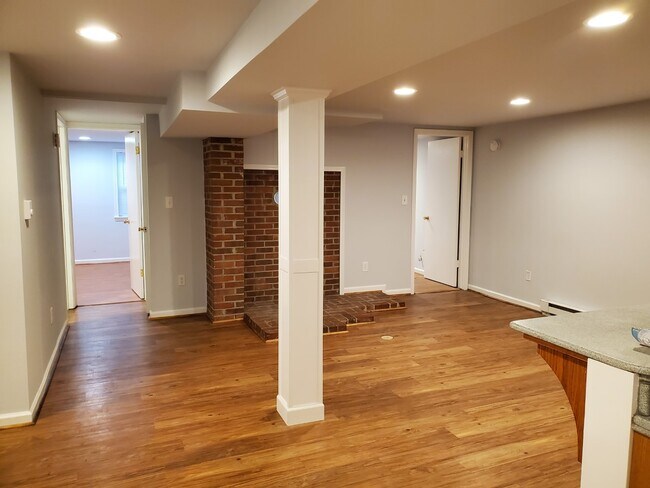 Living Room - 212 Sunset Ave