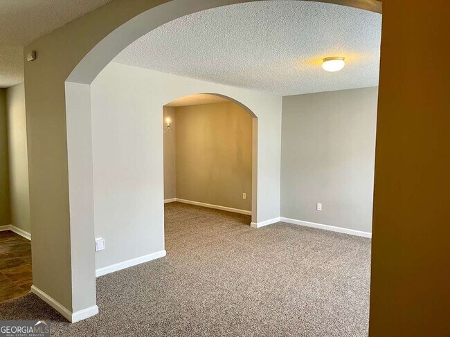 Foto del edificio - 7104 Merrywood Dr