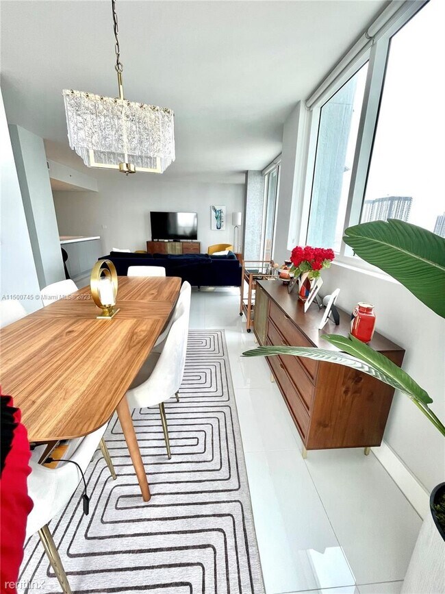 Foto del edificio - 3 br, 2 bath House - 253 NE 2nd St Apt 3303