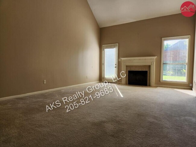 Foto del edificio - 2045 Forest Lakes Ln