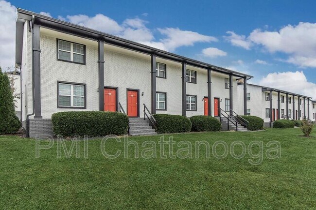 Foto del edificio - 223 Cloud Springs Rd