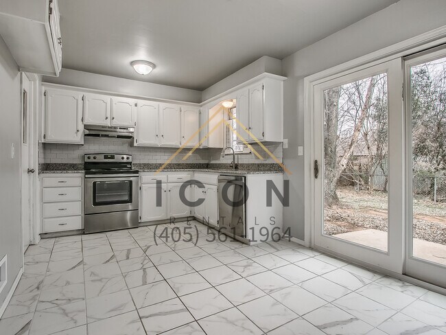 Foto del edificio - 609 W Greenwood Dr