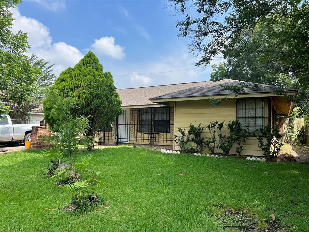 5719 Ridgeway Dr, Houston, TX 77033 House Rental in Houston, TX