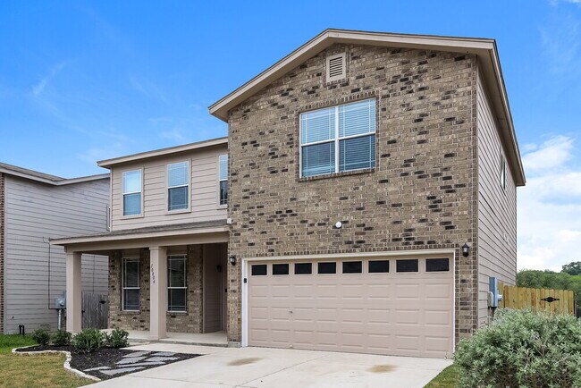 Building Photo - 10806 Ranchland Fox