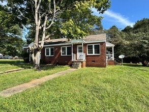 Building Photo - 333 Grice St