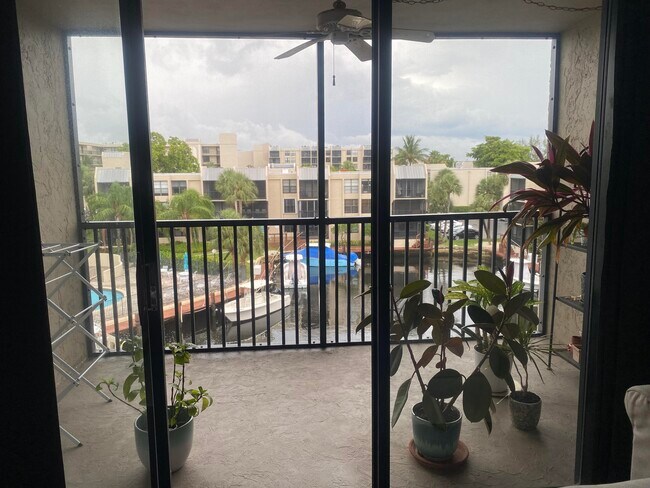 Foto del edificio - 9 Royal Palm Way